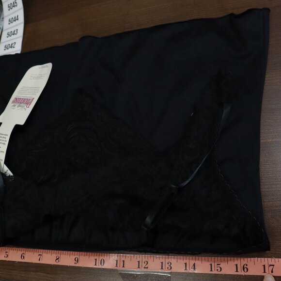 Vanity Fair Camisole Womens 38/44‎ Black Delicate Elegant Romantic Boudoir NWT - Picture 12 of 16